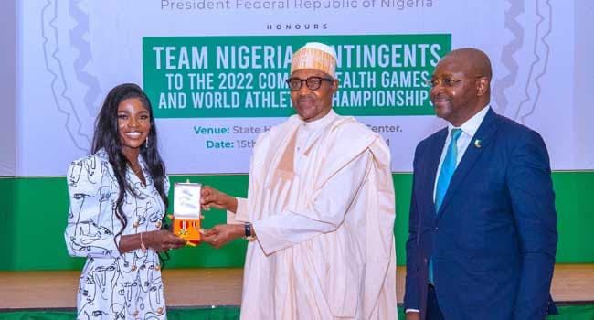 Cover Image for Tobi Amusan, Ese Brume and Other Athletes Conferred With National Honours and N200 Million